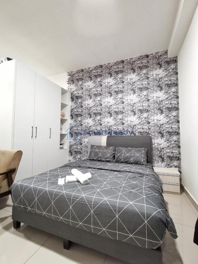 Twin Galaxy Suites By Sr Home Johor Bahru Exterior foto